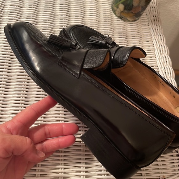 LIKE NEW mens JOHNSTON & MURPHY Black leather shoes. 8M. Worn once. EXCELLENT - Picture 5 of 9